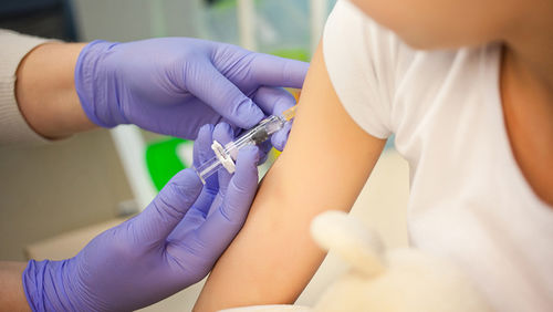 vaccination immunisation, no jab no pay centrelink payments ftb family tax benefit