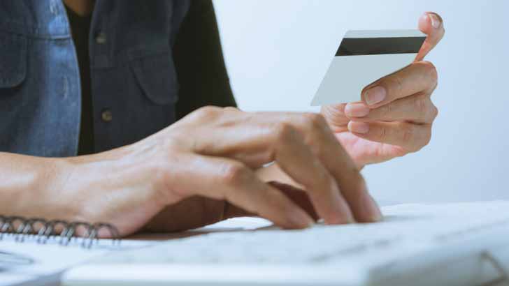 pay rent with a credit card