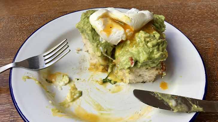 smashed avocado