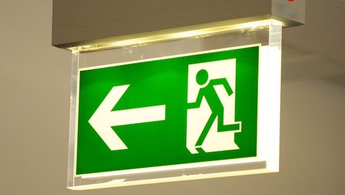 exit smsf