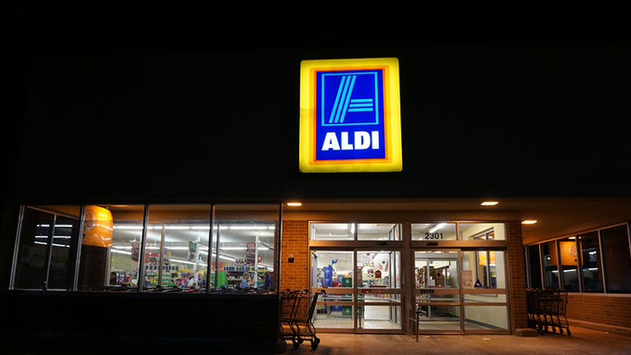 aldi budget groceries supermarket coles woolworths woolies everyday rewards