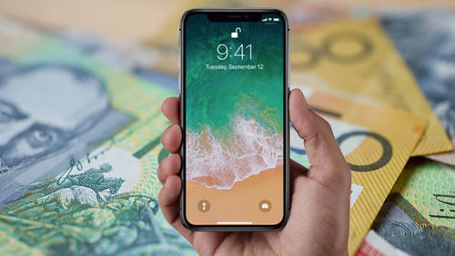 apple iphone 8 iphone 8+ iphone x tim cook whistelout joe hanlon joseph hanlon ipad mac data contract phone plan outright handset next generation gb telco optus telstra