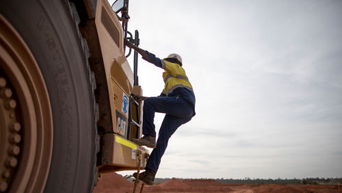 rio tinto RIO hot stock