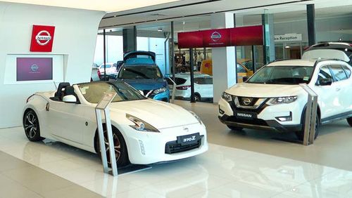High debt is forcing more Aussies to buy cheaper cars or refinance existing vehicles, so what does that mean for salary packaging and fleet management company Smartgroup?
