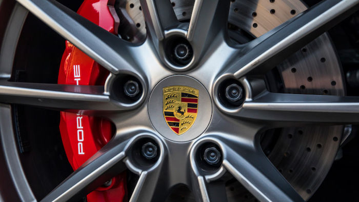 how to avoid keeping up with the joneses porsche 911 carrera s cabriolet