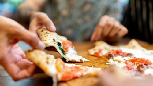 market wrap dominos shares pizza outperforming gold