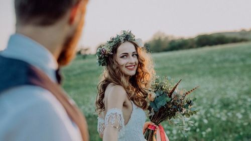 eloping wedding saving money