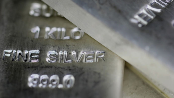 gamestop silver shares short squeeze