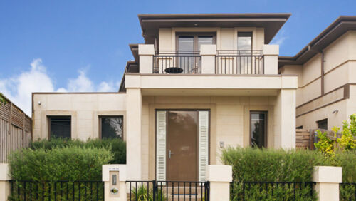will house prices drop when interest rates rise