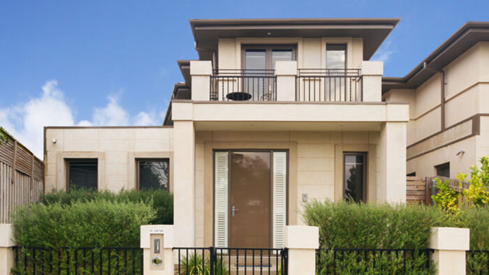 will house prices drop when interest rates rise