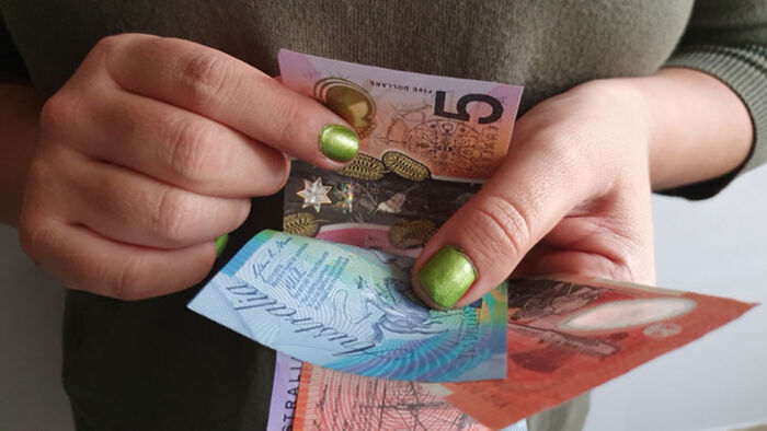 minimum wage increase australia how much more money will i get paid
