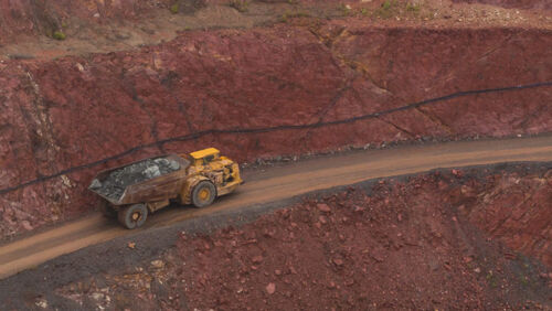 sandfire resources shares