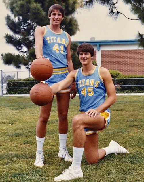 Dave Butler (standing) and Jay Bilas of the 1982 Rolling Hills Titans. Photo: Supplied.