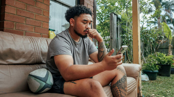 is it safe to give out your bsb and bank account number
