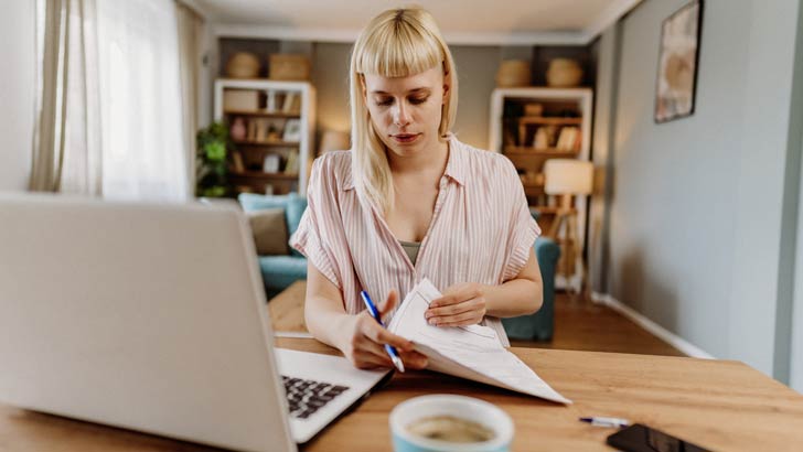 a woman prepares her tax return ahead of the november 2, 2026, australian tax return deadline for self-lodgement